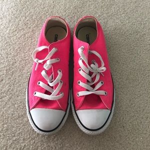 Pink converse